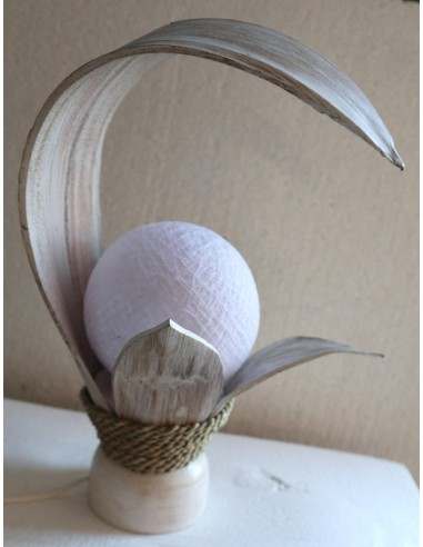 Lampada abatjour in cocco di color bianco...