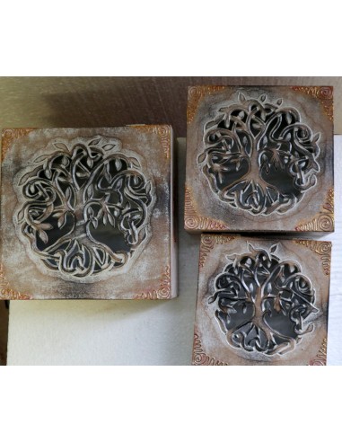 Portagioie o svuota tasche in legno mdf...