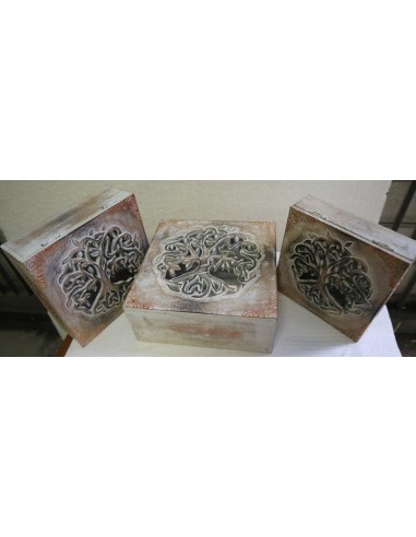 Portagioie o svuota tasche in legno mdf...