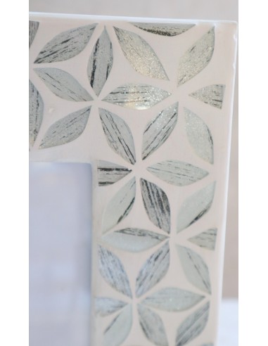 Porta foto cornice argento e bianca a fiori...