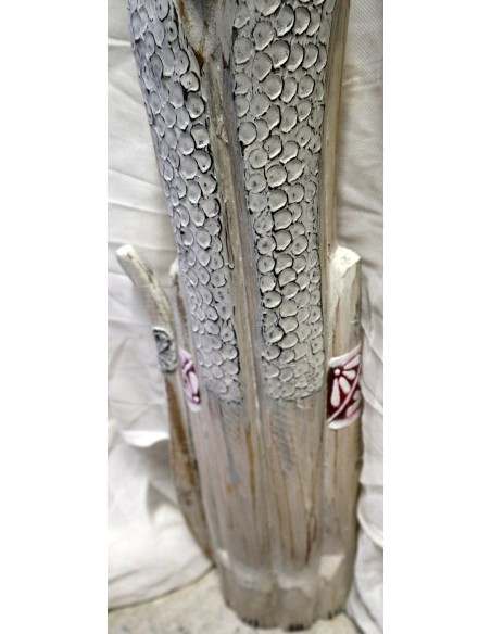 Gatto il legno realizzato a mano alto cm 80 bianco crema con collare viola