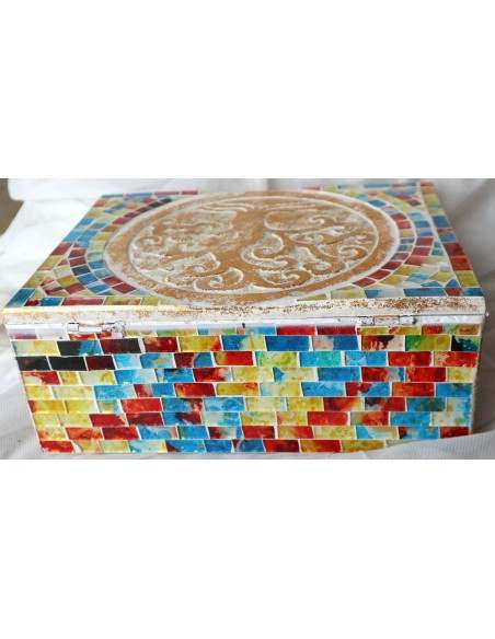 Scatola porta gioie in legno rifinata con mosaico di vetro Albero della vita multicolore