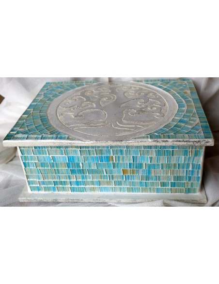 Scatola porta gioie in legno rifinata con mosaico di vetro Albero della vita celeste