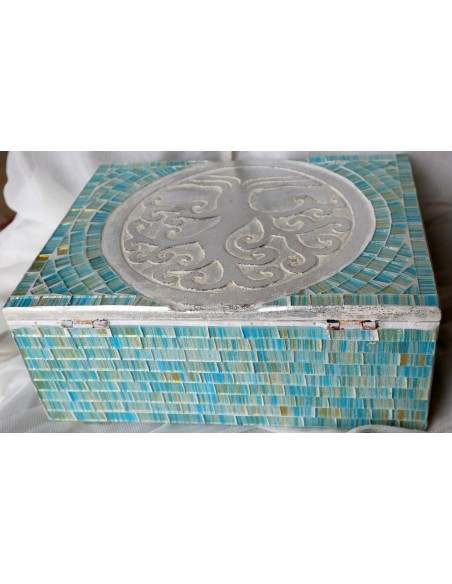 Scatola porta gioie in legno rifinata con mosaico di vetro Albero della vita celeste