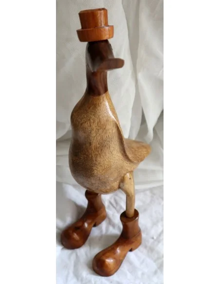 Papera Oca in Legno di Teak e Cocco 35 cm con Cappello e Stivali – Artigianato Indonesiano