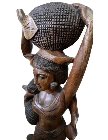 Statua in Teak Massello – Donna Indonesiana con Frutti – H100 cm