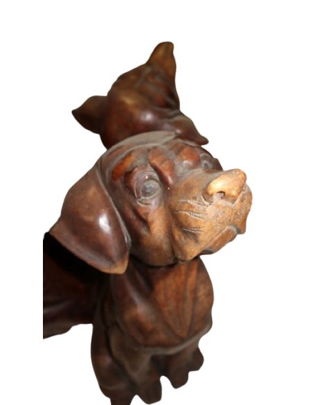 Tavolino da Fumo in Teak con Base Intagliata – Tre Cani – Ø60 cm – Artigianato Indonesiano