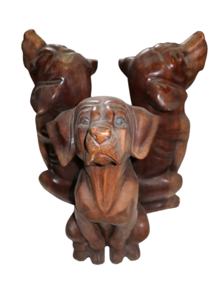 Tavolino da Fumo in Teak con Base Intagliata – Tre Cani – Ø60 cm – Artigianato Indonesiano