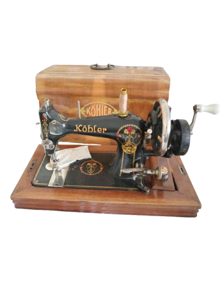 Macchina da cucire Köhler da viaggio con coperchio in legno – fine ‘800/inizio ‘900
