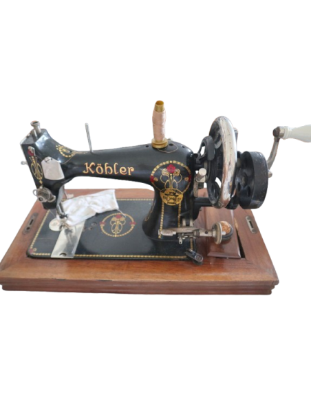Macchina da cucire Köhler da viaggio con coperchio in legno – fine ‘800/inizio ‘900