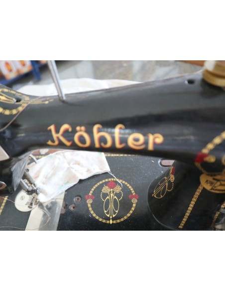 Macchina da cucire Köhler da viaggio con coperchio in legno – fine ‘800/inizio ‘900