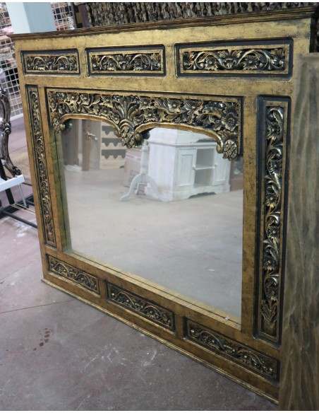 Specchio in legno dorato intagliato a mano 124x104 cm – Stile classico indonesiano con cornice decorata 17 cm