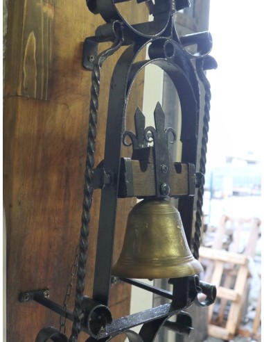 Campana d’ingresso in ottone con cornice in...