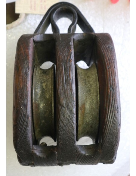 Carrucola in legno e metallo fine ’800 (14 × 16 × 30 cm) — manufatto artigianale toscano