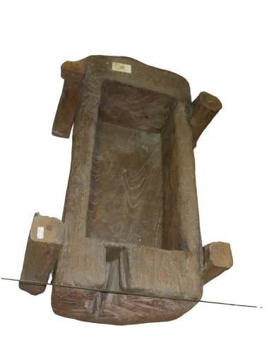 Tavolo da Fumo Unico in Teak Indonesiano Antico...