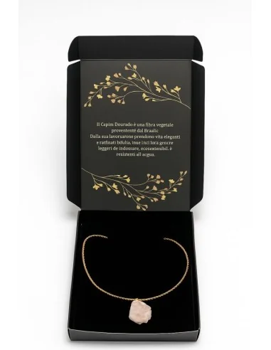 Collana AUREA – Pendente Grezzo in Quarzo Rosa...
