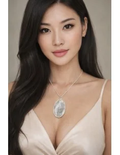 Ciondolo Ovale a Goccia in Cristallo di Rocca con Filo...