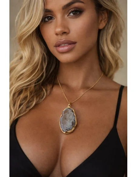 Ciondolo in Agata Grezza Irregolare – Gioiello Naturale Fatto a Mano con Scatola