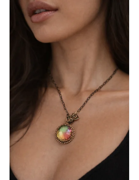 🌟 Collana in Bronzo con Zultanite Artificiale Cangiante – Artigianato Turco