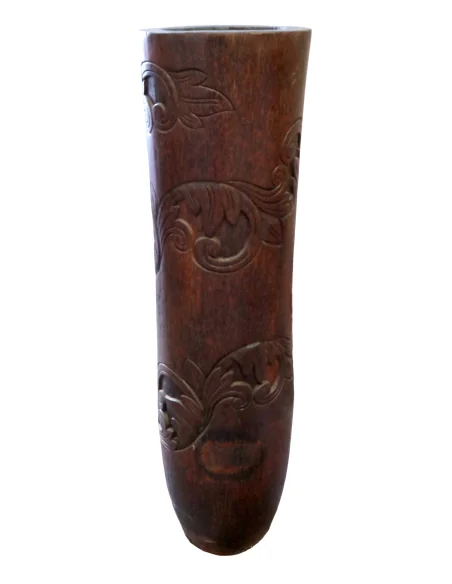 Vaso artigianale in legno di cocco scolpito a mano – Indonesia | Arredo naturale di grande impatto