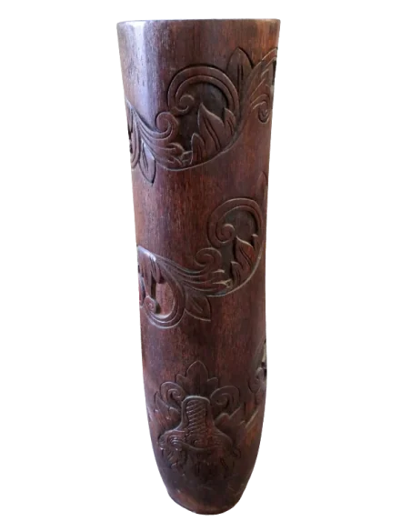 Vaso artigianale in legno di cocco scolpito a mano – Indonesia | Arredo naturale di grande impatto