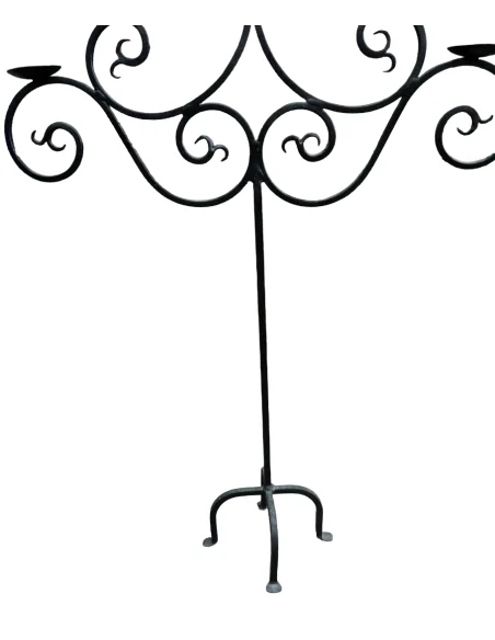 Candelabro da Terra in Ferro Battuto 5 Fiamme – Portacandele Elegante 130 cm Fatto a Mano in Indonesia