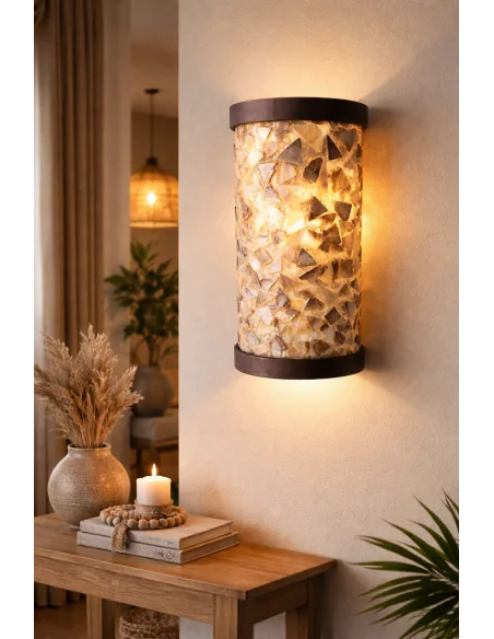 Applique Indonesiana in Resina e Madreperla – Lampada da Parete Artigianale 30 cm con Struttura in Metallo