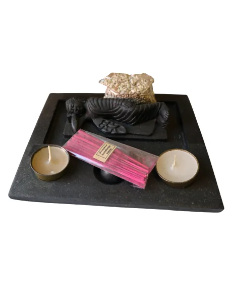 Giardino Zen con Buddha Sdraiato in Pietra – Base Artigianale 22x16 cm – Sabbia Nera, Candele e Incenso