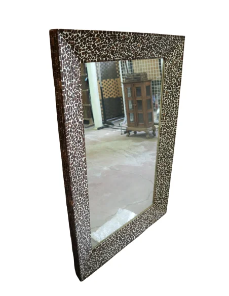 Specchio Artigianale in Resina e Guscio di Cocco 120x80 cm – Cornice a V Fatta a Mano in Indonesia
