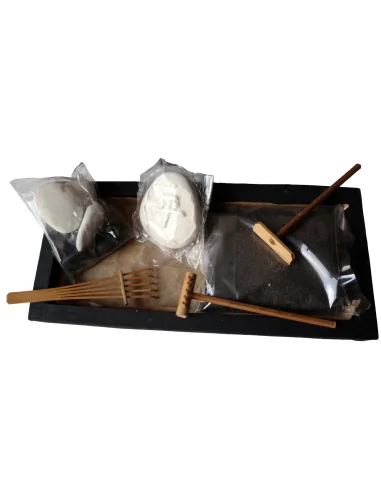 Giardino Zen con Sabbia Nera e Pietre Naturali...